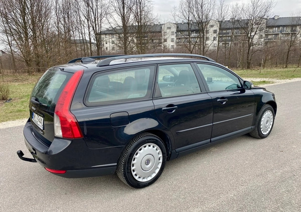 Volvo V50 cena 11900 przebieg: 275000, rok produkcji 2007 z Warszawa małe 529